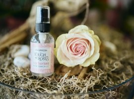 Touch of Roses - ružin tonik za lice